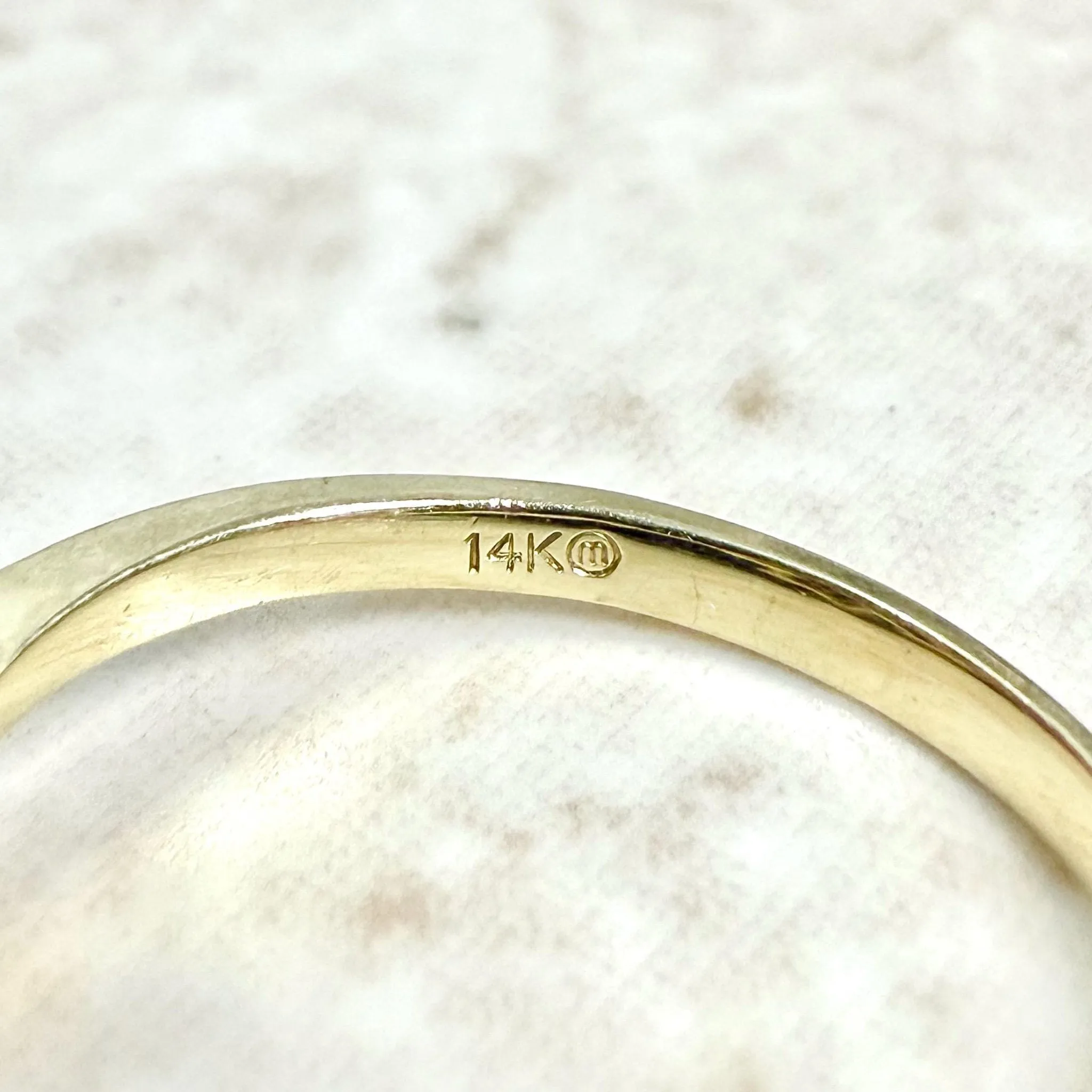 Vintage 14 Karat Yellow Gold Blue Sapphire & Diamond Cocktail Ring