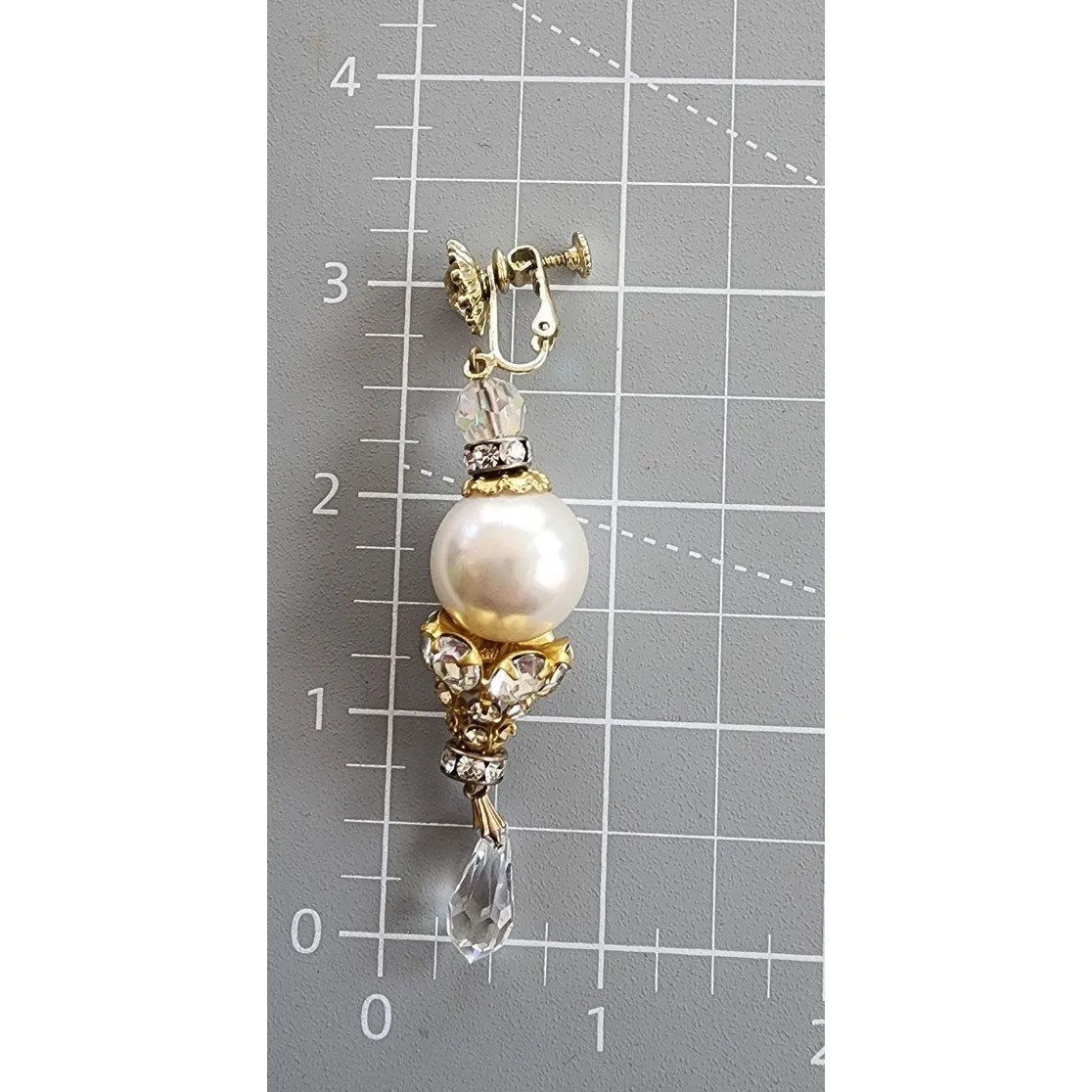 Vintage 60s Dangly Earrings Sparkly Rhinestone Pearl Screw-On Clips