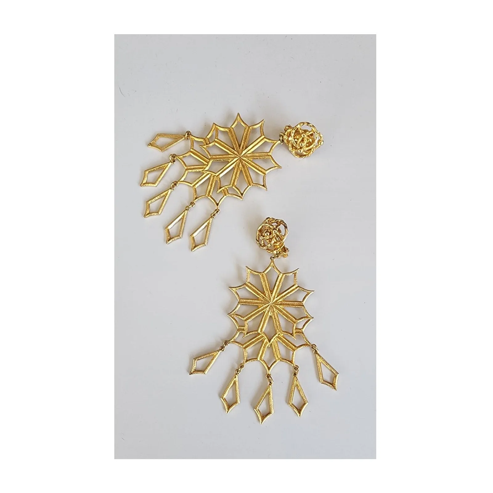 Vintage 80s Oversized Earrings Gold Snowflake Starbursts