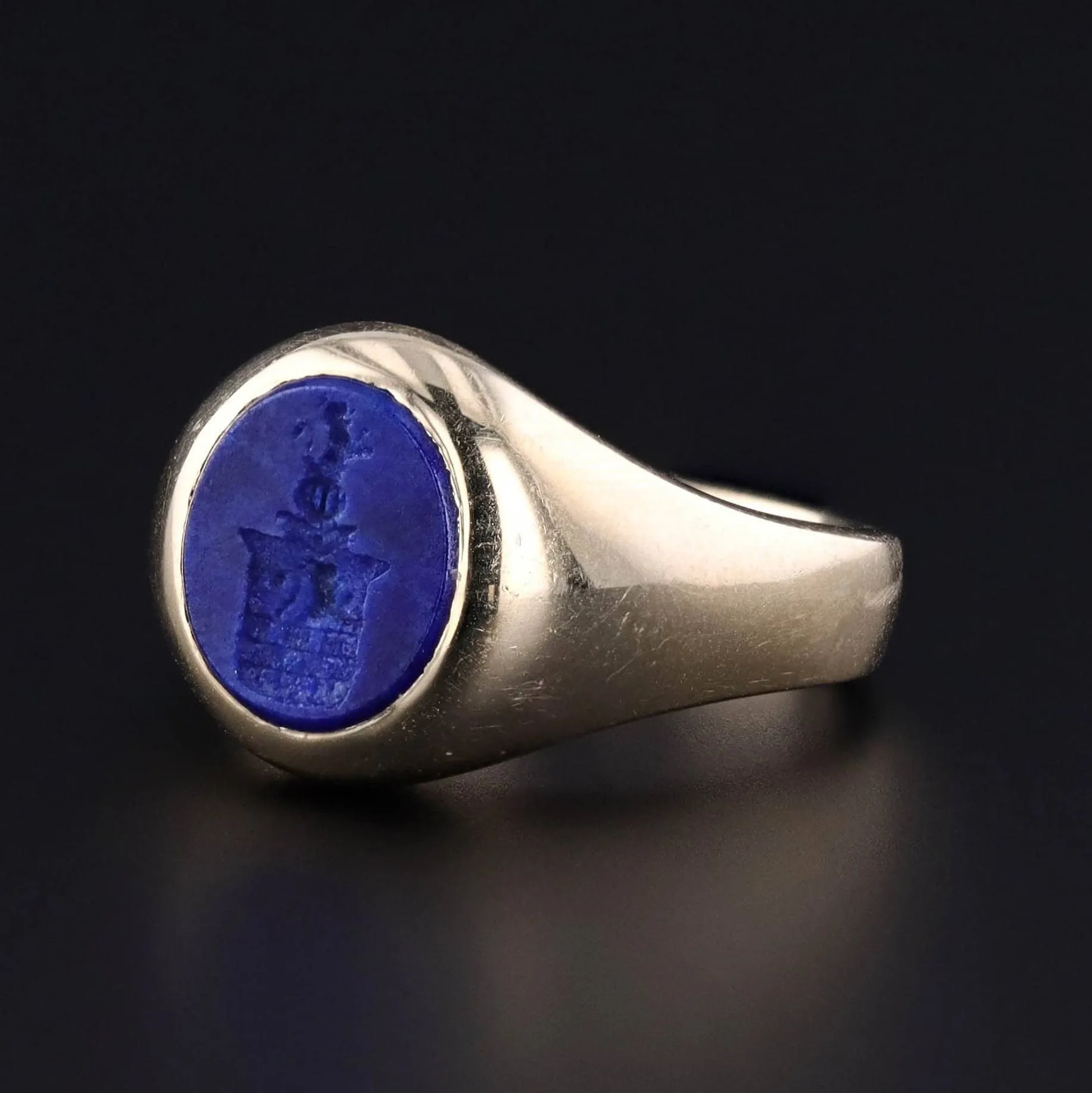 Vintage Lapis Signet Ring of 14k Gold