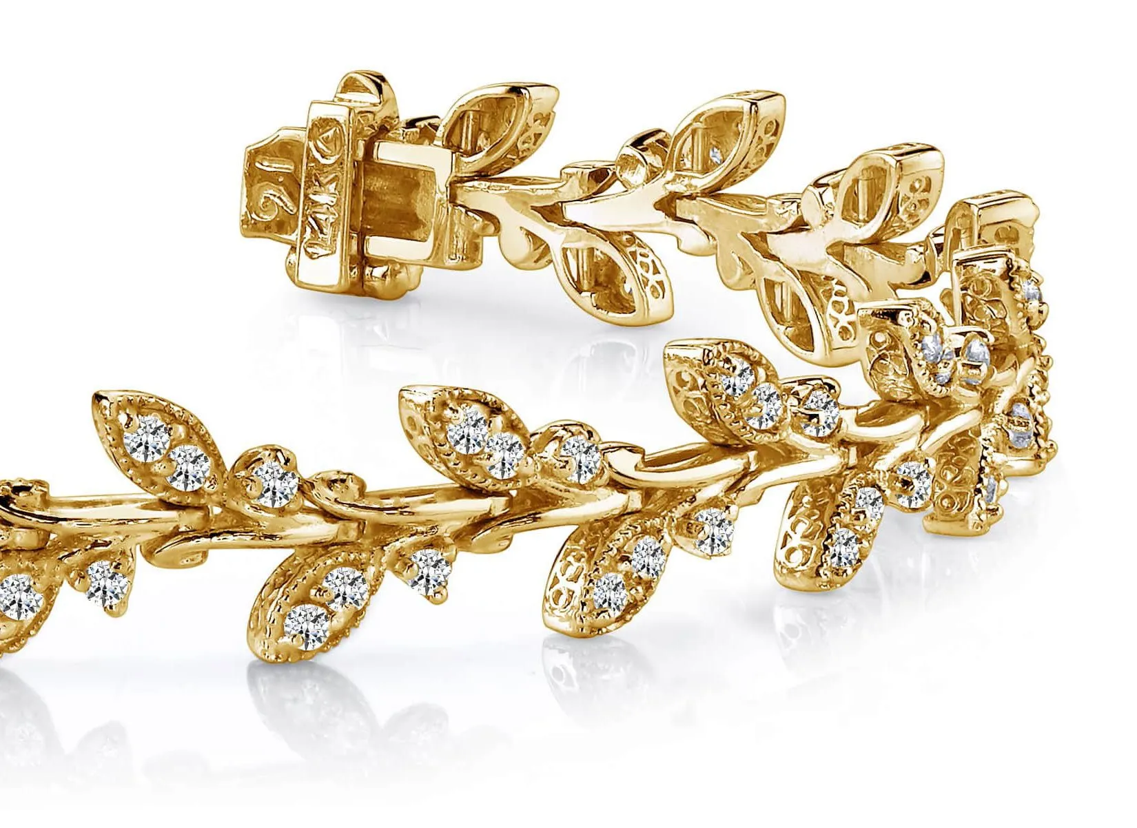 Vintage Style Leaf Diamond Bracelet with 2.97 ct.(finished) 2.0mm