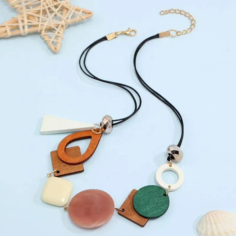 Vintage Wooden Geometric Pendant Necklace with Collar Handmade Ethnic Statement Bib Necklaces for Women Neck