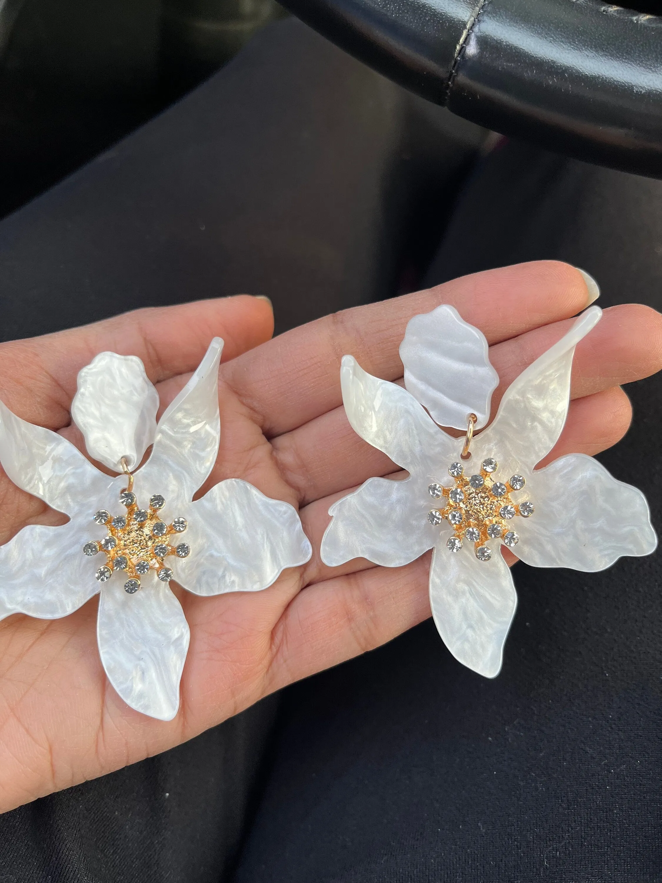 White flower earrings , huge white feathered earrings , large Snow White earrings , white earrings , big long white earrings acrylic floral