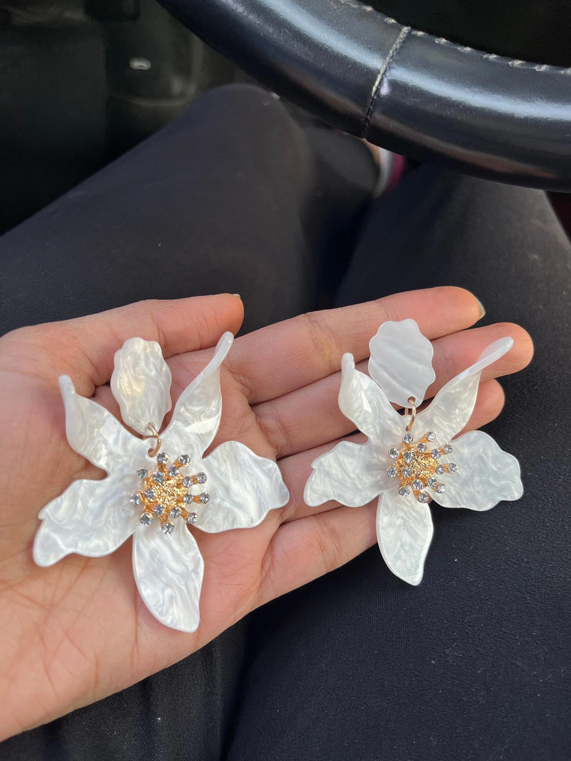White flower earrings , huge white feathered earrings , large Snow White earrings , white earrings , big long white earrings acrylic floral
