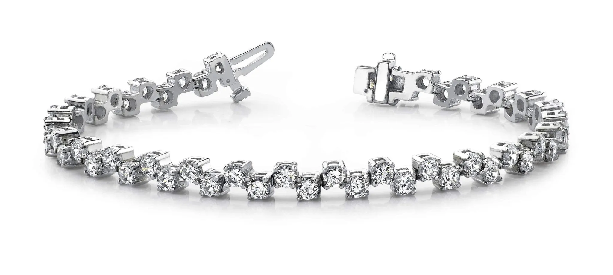 Zig Zag Diamond Bracelet with 4.06 ct.(finished) 2.4mm